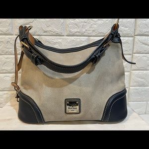 Dooney & Bourke